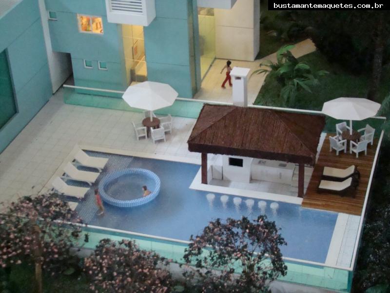 Foto de maquete fisica de Edifícios Residenciais produzida para o cliente CETOR Engenharia, localizada na cidade de Blumenau/SC