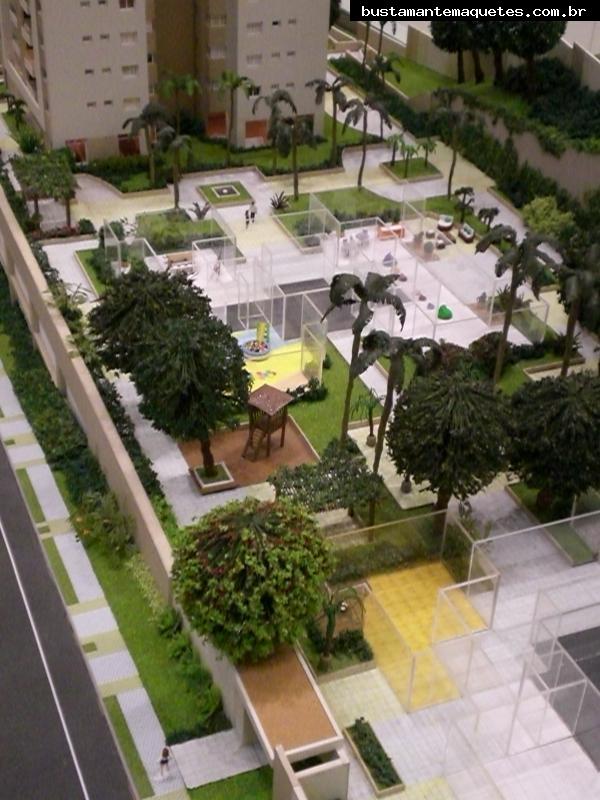 Foto de maquete fisica de Edifícios Residenciais produzida para o cliente ABYARA Brasil Brokers, localizada na cidade de Juiz de Fora/MG