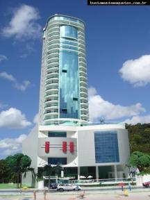 Foto de maquete fisica de Edifícios Residenciais produzida para o cliente FG Empreendimentos Ltda., localizada na cidade de Balneário Camboriú/SC
