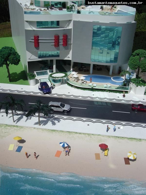 Foto de maquete fisica de Edifícios Residenciais produzida para o cliente FG Empreendimentos Ltda., localizada na cidade de Balneário Camboriú/SC