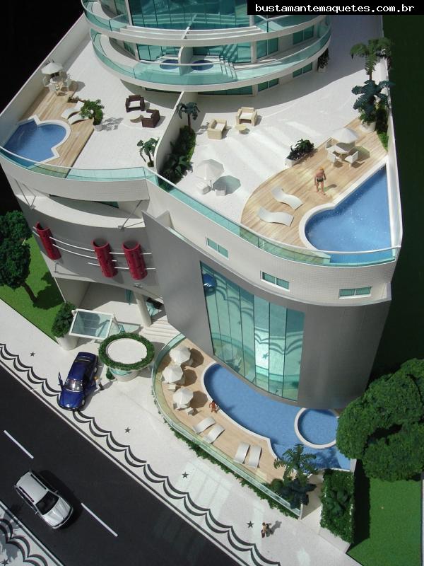 Foto de maquete fisica de Edifícios Residenciais produzida para o cliente FG Empreendimentos Ltda., localizada na cidade de Balneário Camboriú/SC