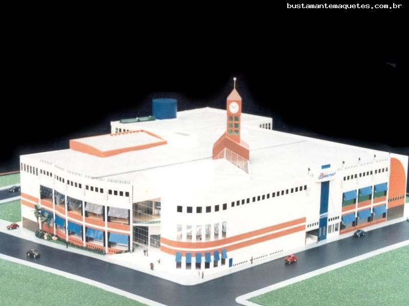 Foto de maquete fisica de Edifícios Comerciais produzida para o cliente Breithaupt Comercial Ltda., localizada na cidade de Jaraguá do Sul/SC